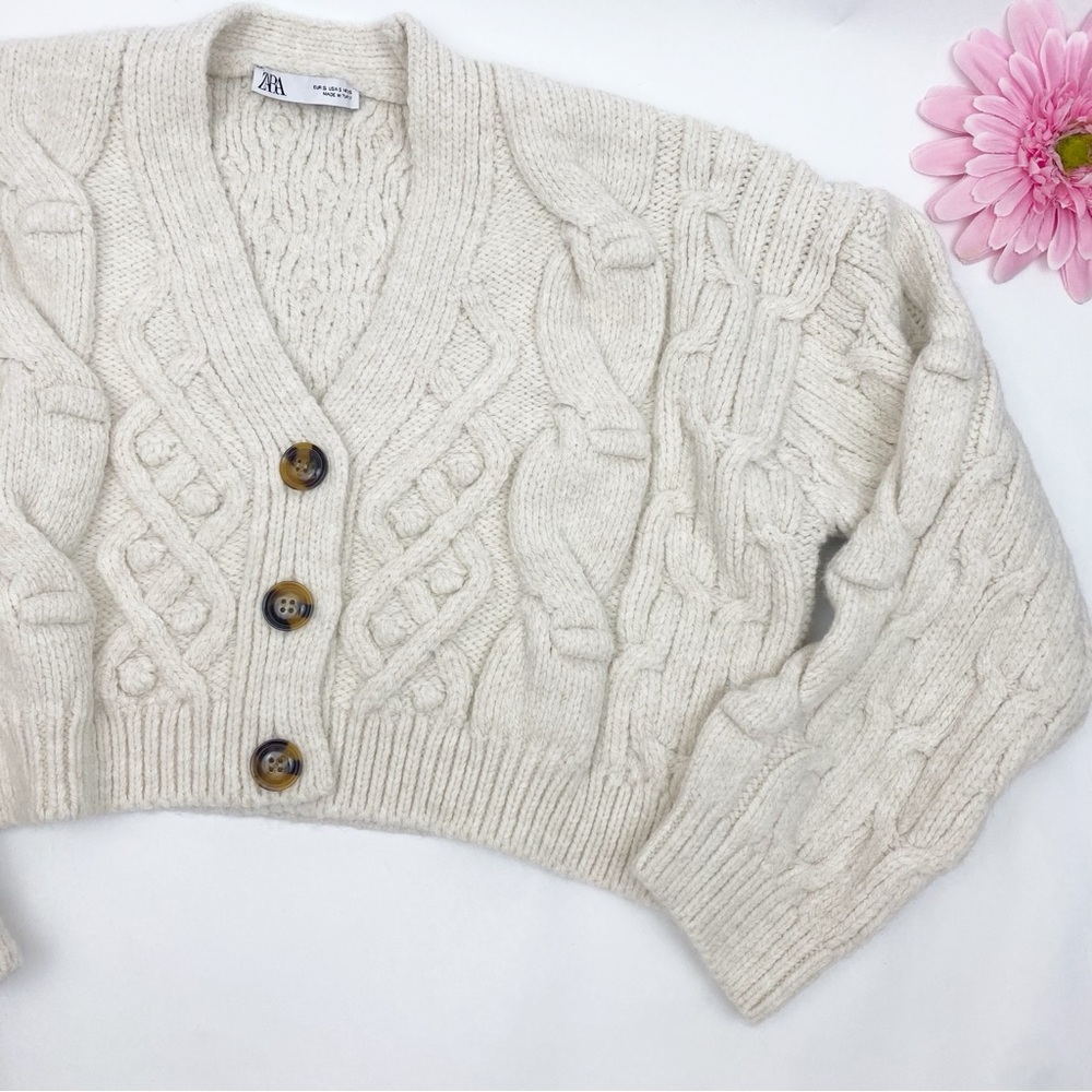 Zara Cable Knit Soft Chunky Cropped Button Front V Neck Cardigan Sweater Ivory - Picture 10 of 14